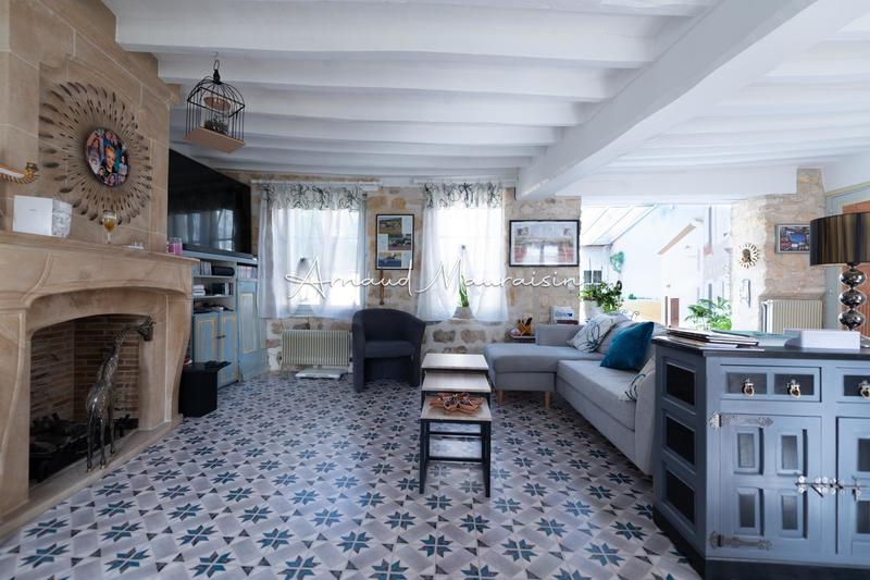 Maison - 275 m² - 7 pièces