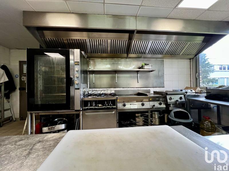 Local commercial - 305 m²