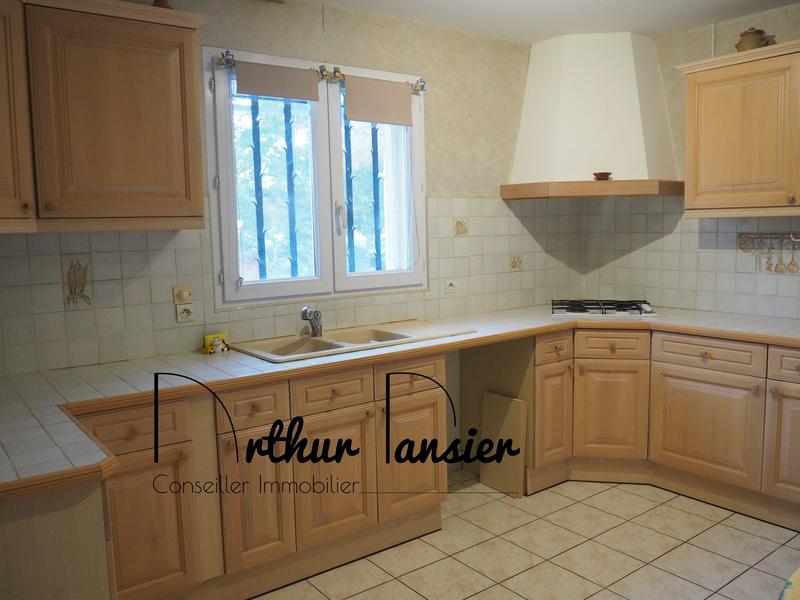 Maison contemporaine - 274 m² - 8 pièces