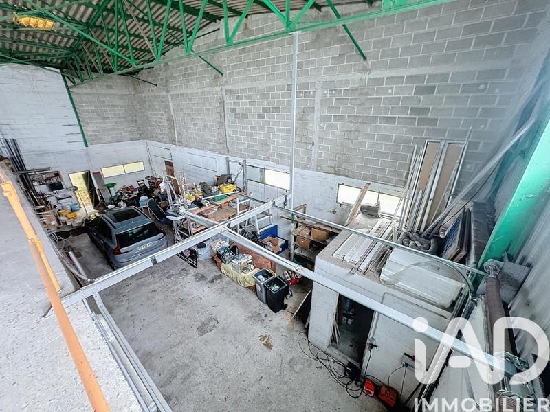 Maison - 220 m² - 8 pièces