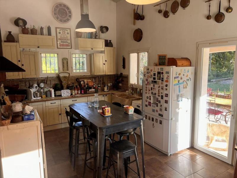 Villa - 269 m² - 8 pièces