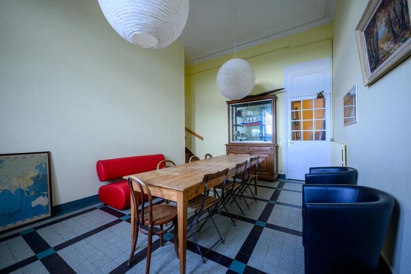 Appartement - 177 m² - 6 pièces