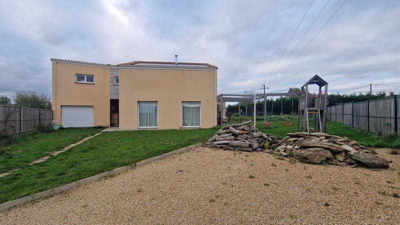 Maison - 148 m² - 6 pièces