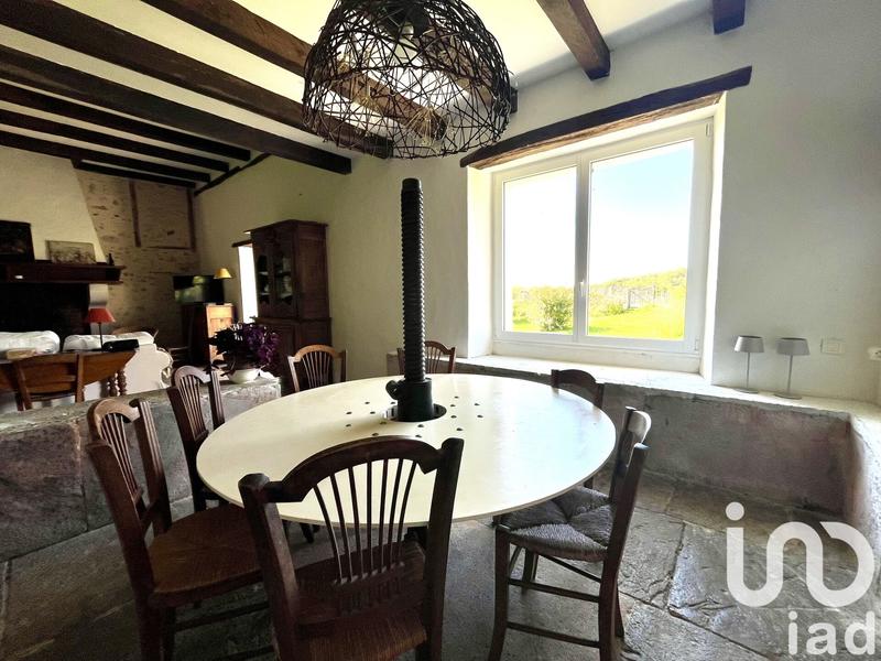 Maison - 298 m² - 9 pièces