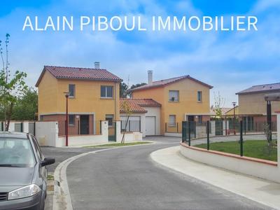 Villa - 80 m² - 4 pièces