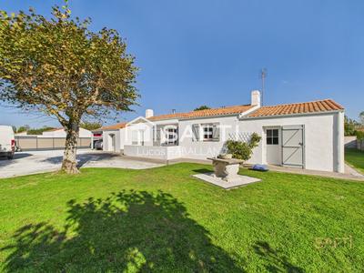 Maison - 157 m² - 7 pièces