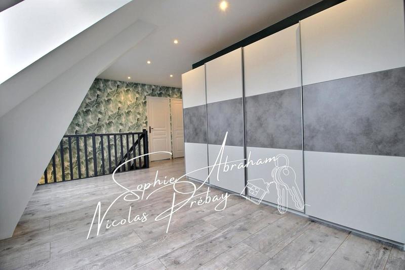 Maison - 141 m² - 6 pièces