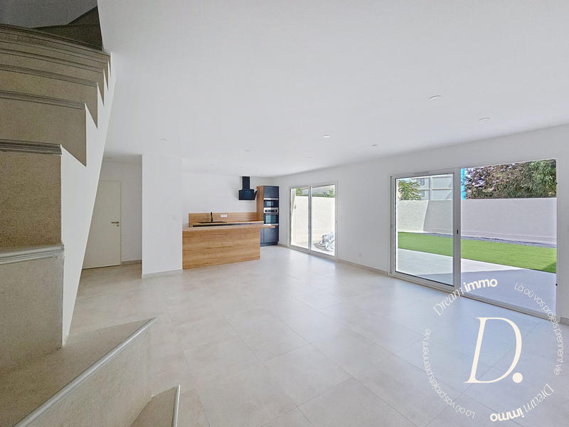 Villa - 90 m² - 4 pièces