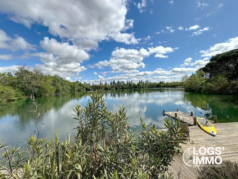 Maison - 260 m² - 8 pièces