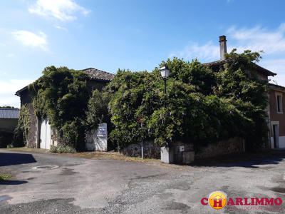 Maison traditionnelle - 79 m² - 3 pièces