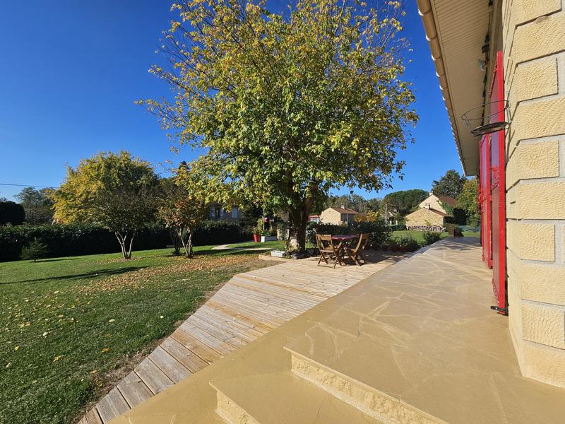 Maison - 163 m² - 5 pièces