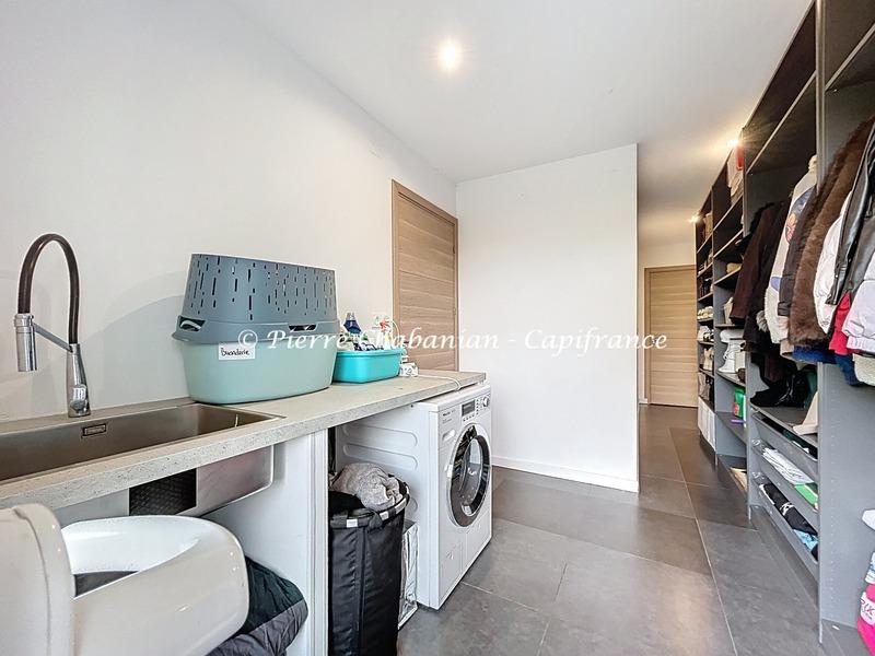 Maison - 167 m² - 7 pièces