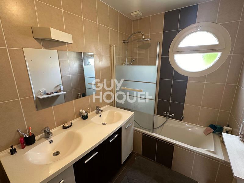 Maison - 120 m² - 7 pièces