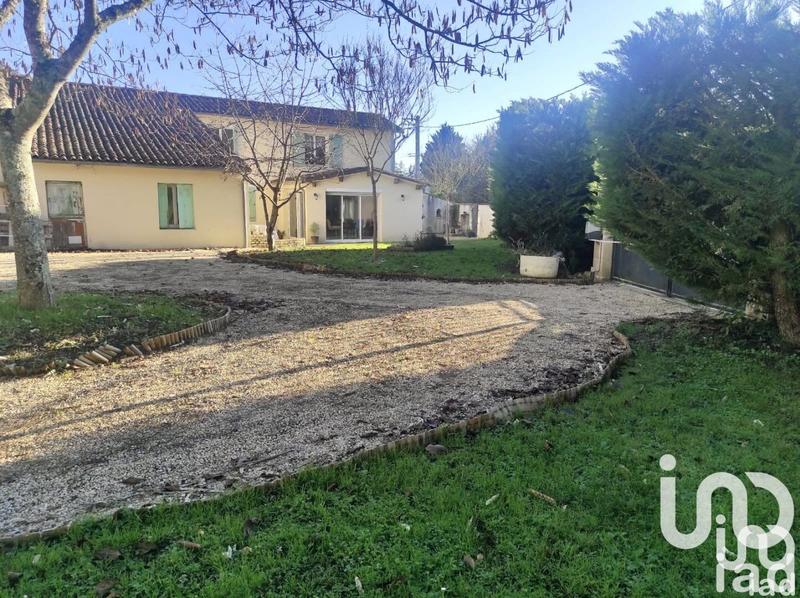 Maison - 176 m² - 8 pièces