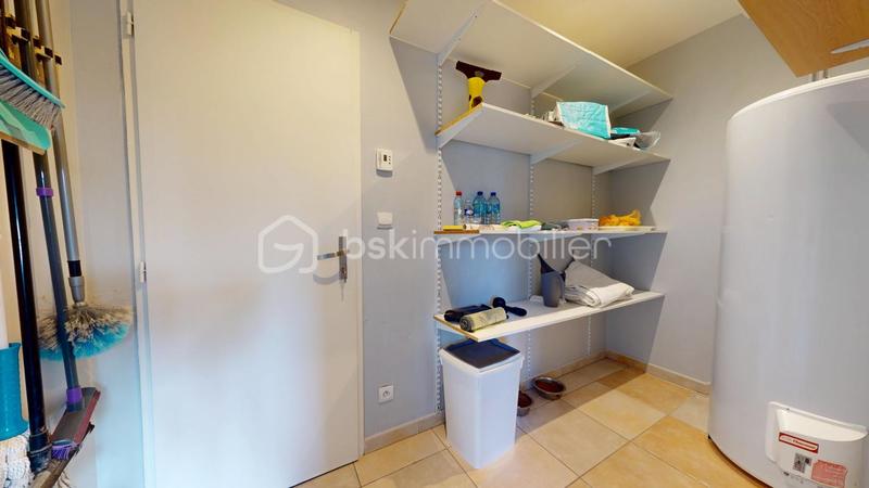 Maison - 133 m² - 8 pièces