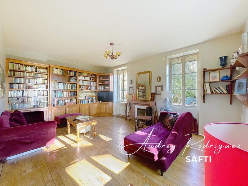 Maison de maîtres - 180 m² - 6 pièces