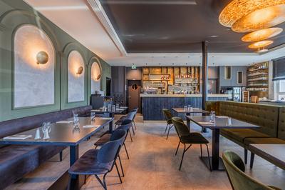 Local d'activités - 400 m² - 8 pièces