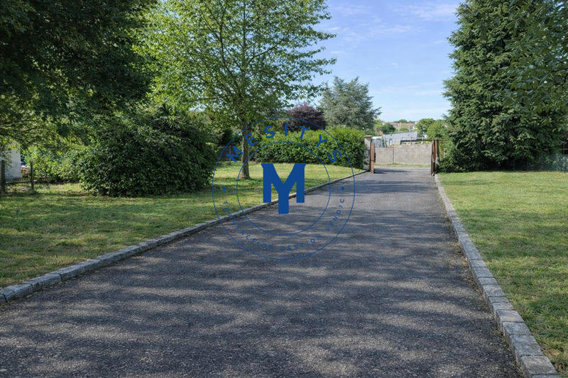 Maison - 122 m² - 5 pièces