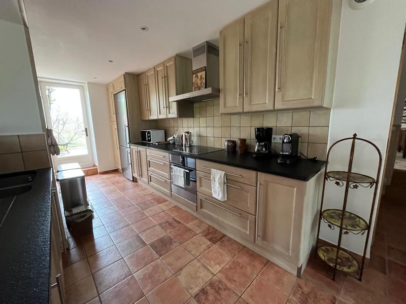 Propriété - 400 m² - 17 pièces