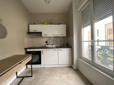 Immeuble - 235 m² - 13 pièces