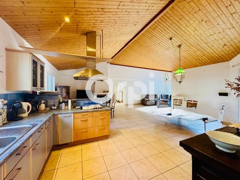 Maison - 148 m² - 6 pièces