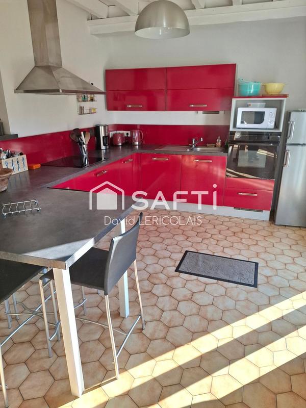 Maison - 128 m² - 7 pièces