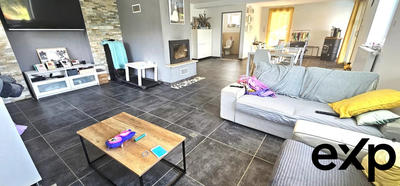 Maison - 210 m² - 7 pièces