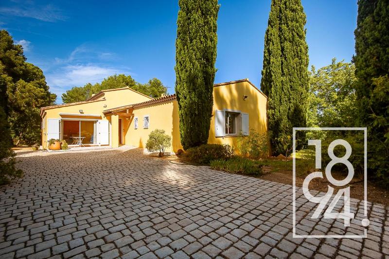 Maison - 224 m² - 5 pièces