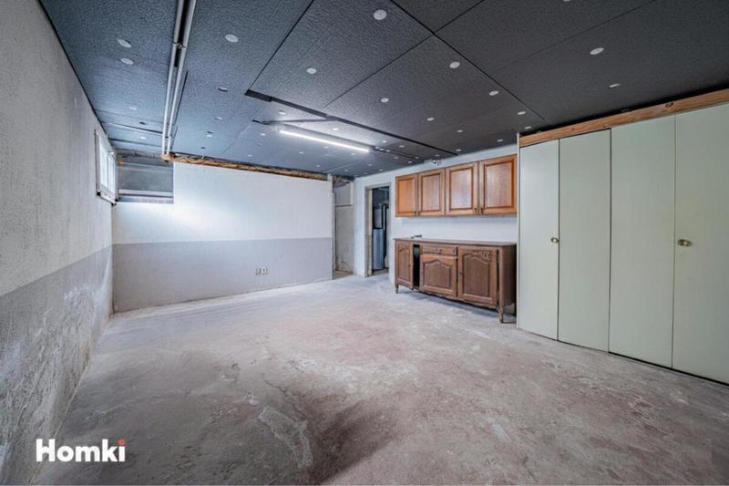 Villa - 181 m² - 6 pièces