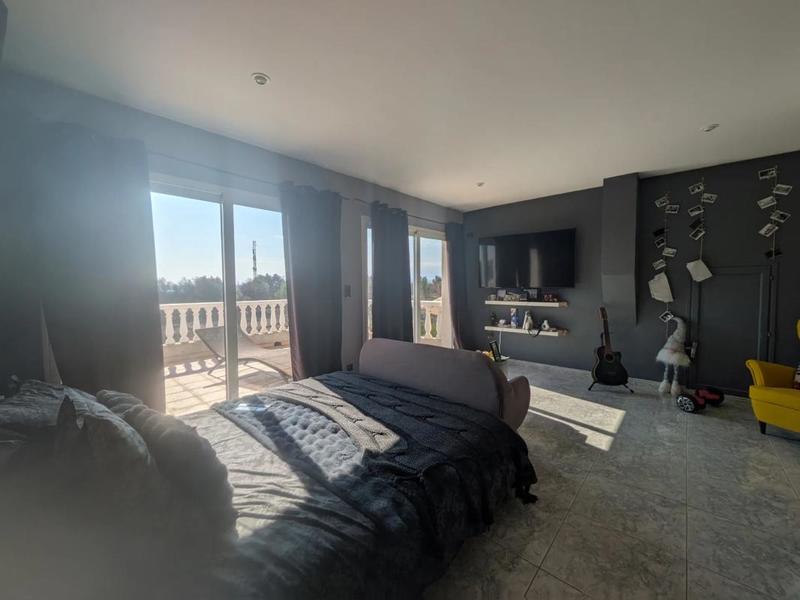 Demeure - 547 m² - 15 pièces