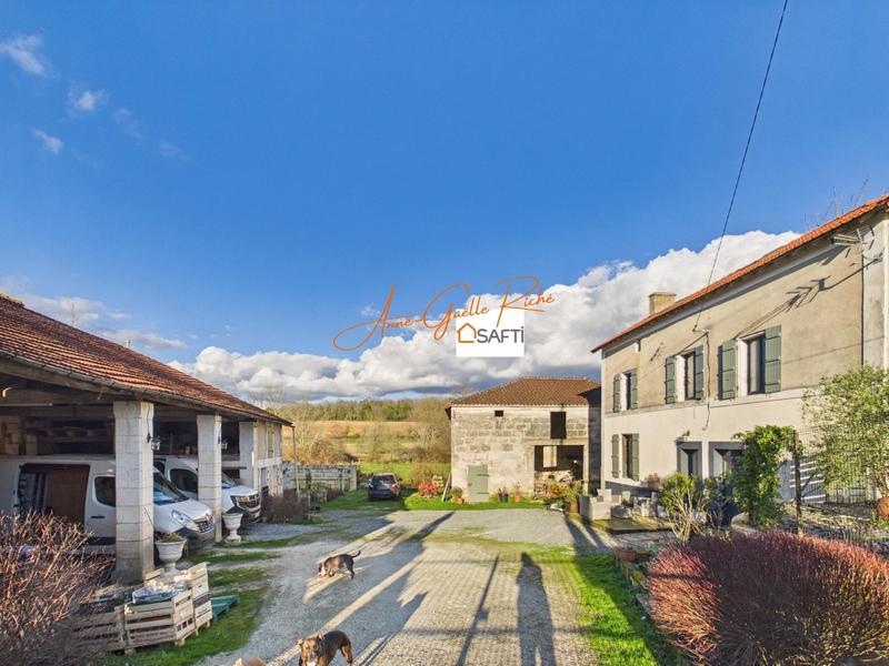 Maison - 145 m² - 12 pièces