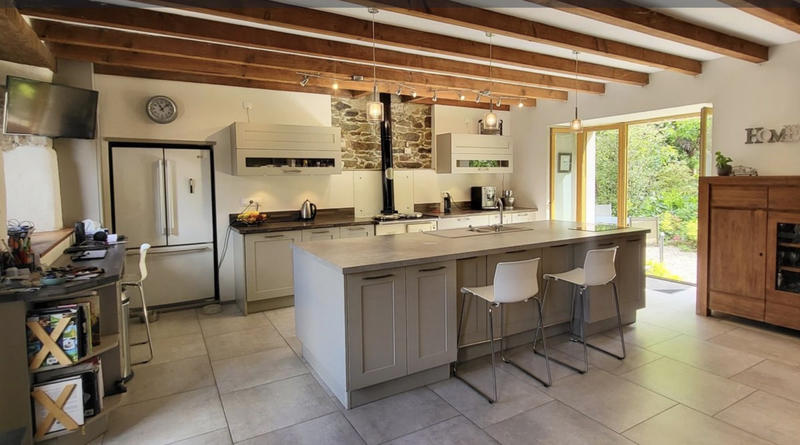 Propriété - 535 m² - 28 pièces