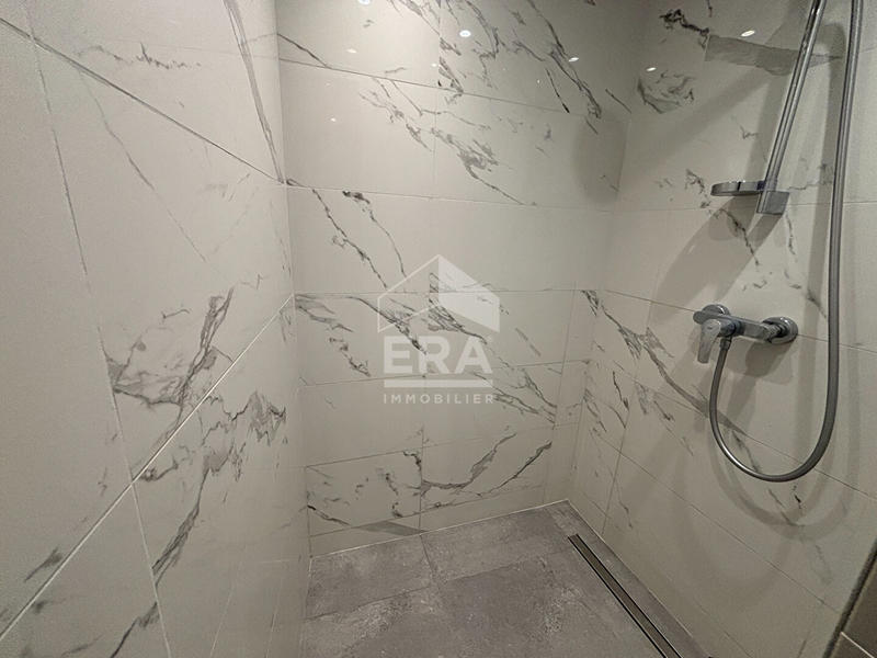 Appartement - 98 m² - 4 pièces