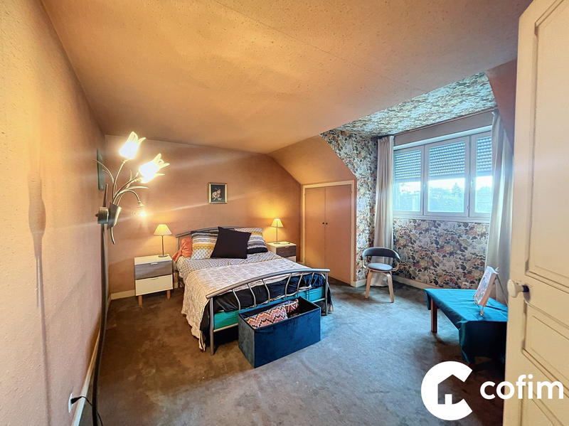 Maison - 190 m² - 6 pièces