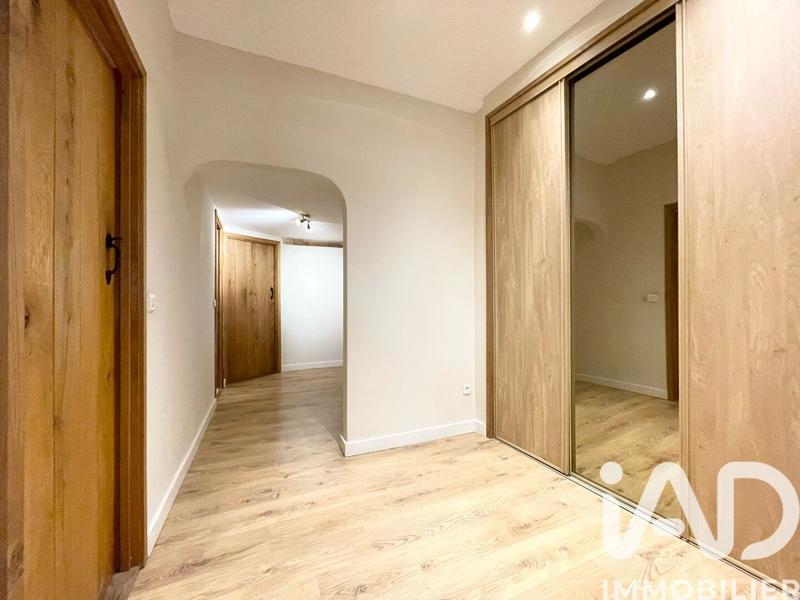 Maison - 205 m² - 7 pièces