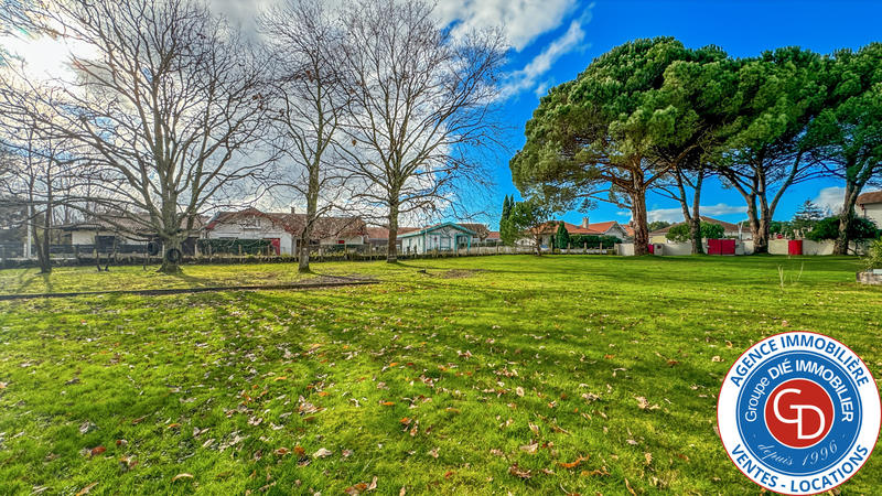 Maison - 207 m² - 8 pièces