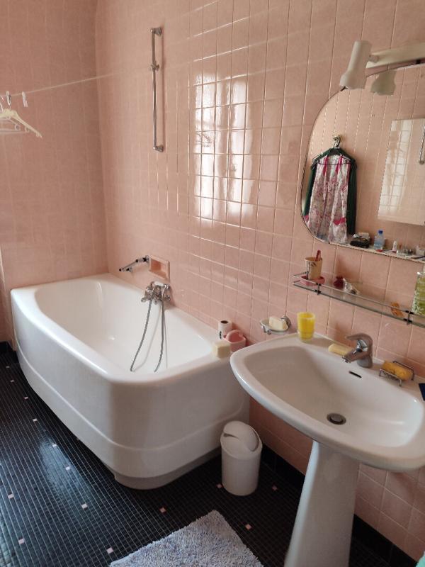 Maison - 192 m² - 8 pièces