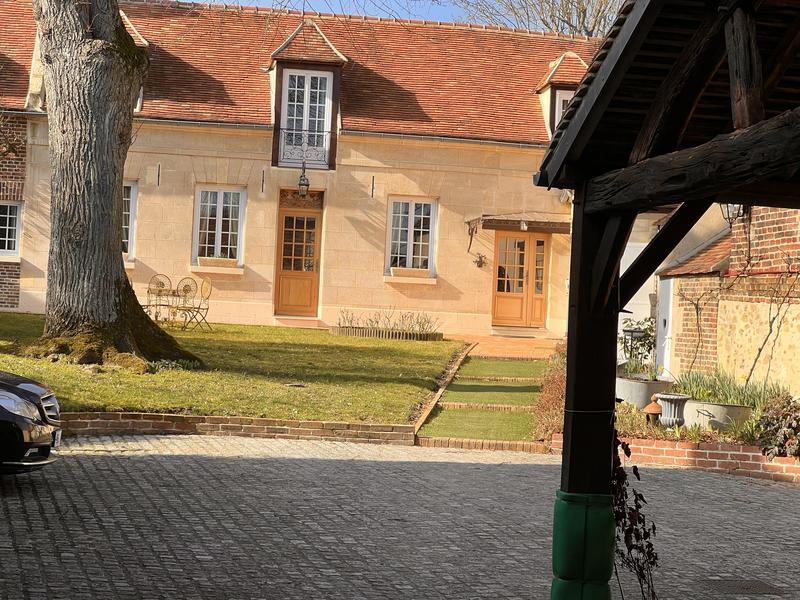 Corps de ferme - 166 m² - 7 pièces