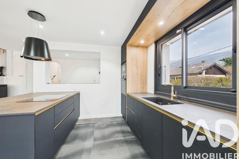 Maison - 170 m² - 5 pièces