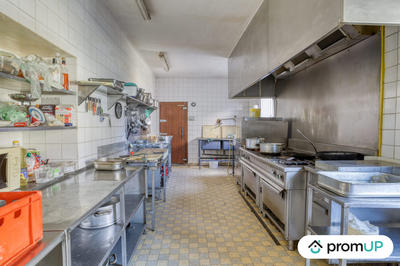 Fonds de commerce - 1 051 m²