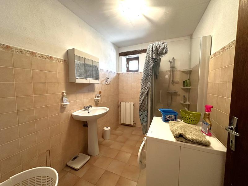 Maison traditionnelle - 243 m² - 8 pièces