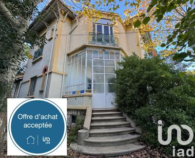 Maison - 163 m² - 8 pièces