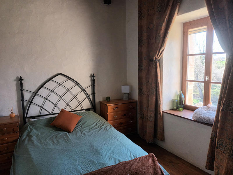 Maison - 350 m² - 4 pièces