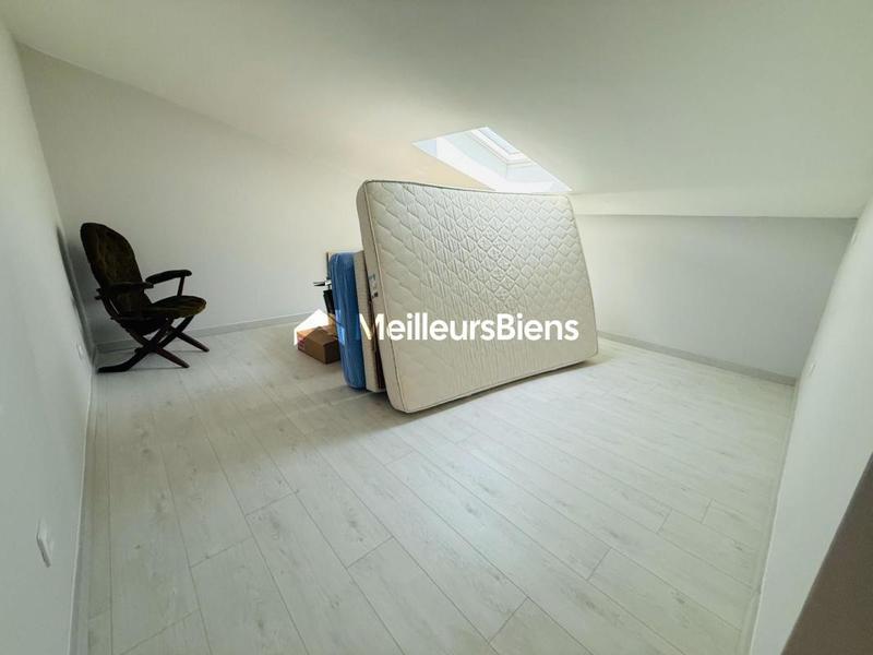 Maison - 175 m² - 6 pièces