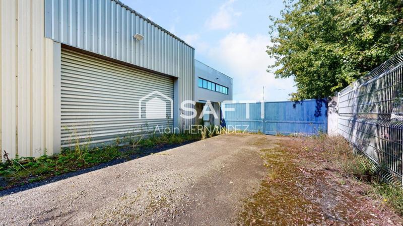 Local commercial - 145 m² - 1 pièce