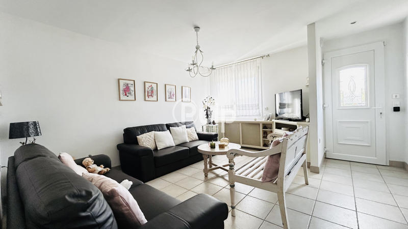 Pavillon - 110 m² - 6 pièces