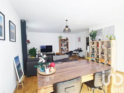 Appartement - 77 m² - 3 pièces