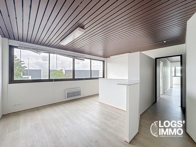 Bureau - 90 m² - 4 pièces