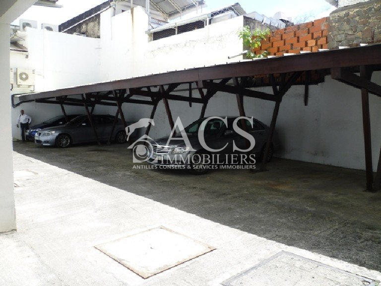 Immeuble - 600 m² - 10 pièces