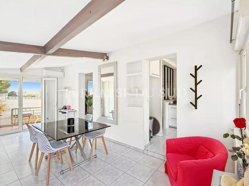 Maison - 98 m² - 5 pièces